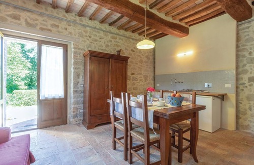 Valfabbrica Apartment | Beautiful apartment in Valfabbrica PG