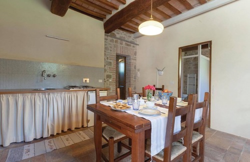 Valfabbrica Apartment | Beautiful apartment in Valfabbrica PG
