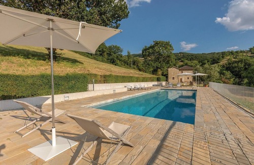 Valfabbrica Apartment | Beautiful apartment in Valfabbrica PG