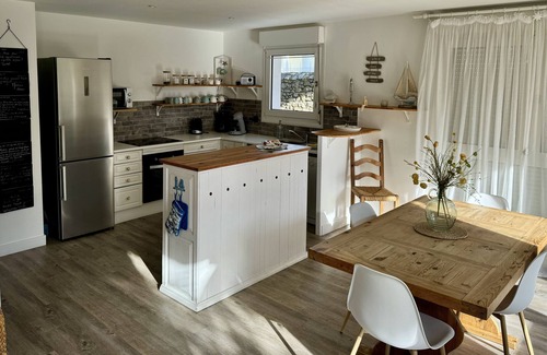 Saint-Nazaire Apartment | Beautiful apartment on the ground floor 100m from the beaches - ideal for families