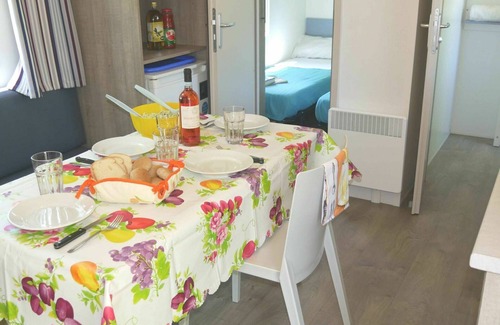 Balatonfured House | Beautiful apartment in villa for 5 people with pool, WIFI, A/C, terrace and parking