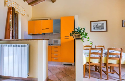 San Baronto Apartment | Beautiful apartment for 2 people with WIFI, pool, TV, terrace, pets allowed and panoramic view