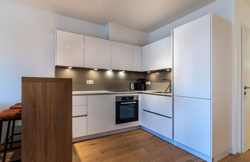 Annenheim Apartment | Beautiful apartment for 3 people with WIFI, TV, balcony and parking