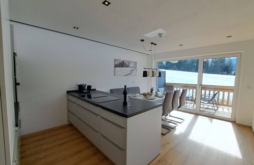 Oberau Wildschonau Apartment | Beautiful apartment for 7 guests with WIFI, TV, balcony and parking