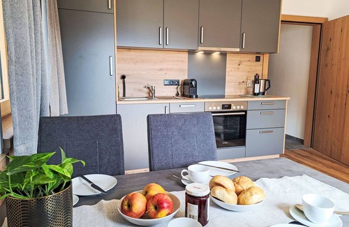 Oberau Apartment | Beautiful apartment for 4 people with WIFI, TV, balcony, panoramic view and parking