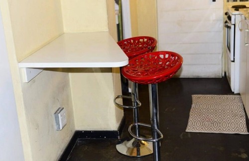 Downtown Johannesburg Apartment | Beautiful Apartment surrounded by romantic and touristic environment