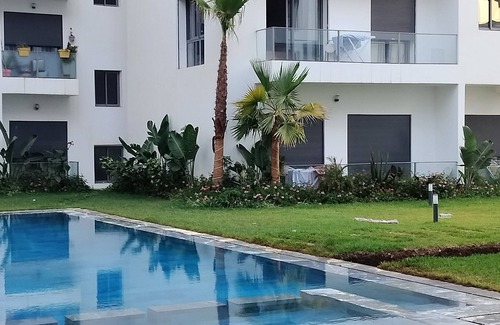 Nouaceur Apartment | Beautiful apartment 5 min from Mohamed 5 Casablanca airport with swimming pool