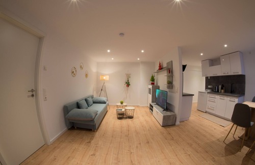 Andreasvorstadt Apartment | Beautiful apartment 54 m², close to the center, king bed, courtyard side