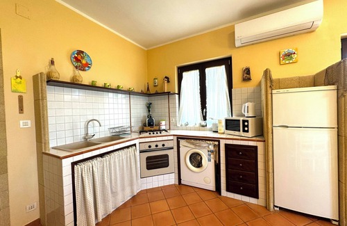 Capaci Apartment | BEAUTIFUL apartment A FEW STEPS from the sea!