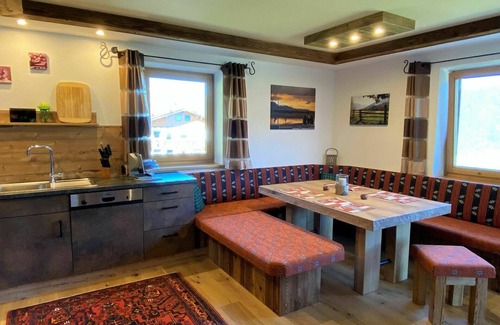 Schlitters Apartment | Beautiful apartment for 5 people with WIFI, TV, balcony and parking