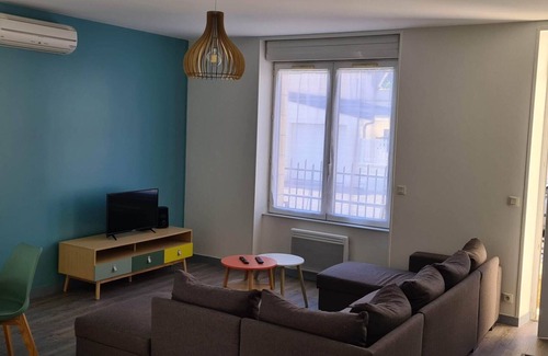 Bourges Apartment | Beautiful apartment Bourges ground floor