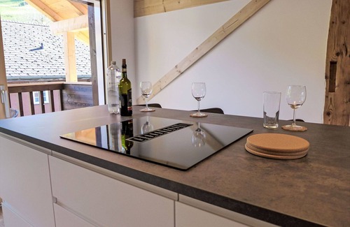 Krattigen Apartment | Beautiful apartment for 5 guests with WIFI, TV, balcony and panoramic view