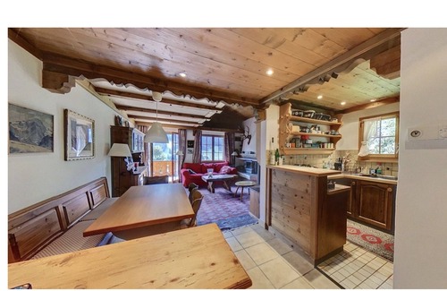 Rougemont Apartment | Beautiful apartment Rougemont, sleeps 5