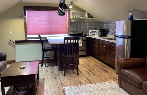 Bozeman Apartment | Beautiful Apartment Close To Downtown With Mountain View!