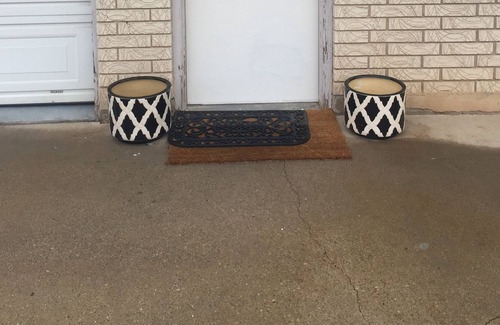 Layton Apartment | Beautiful Apartment close to EVERYTHING!