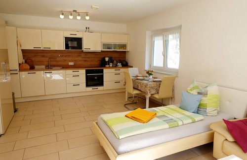 Bad Abbach Apartment | Beautiful apartment (65sqm) with terrace and garden