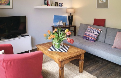 Gelbensande Apartment | Beautiful apartment in Gelbensande