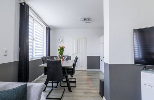 Oberndorf Apartment | Beautiful apartment for 4 people with WIFI, TV, terrace and parking