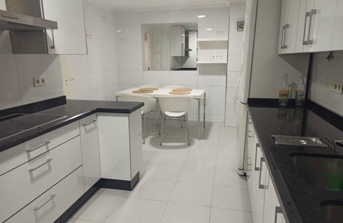 Pontevedra Apartment | Beautiful apartment in the center of Pontevedra, bright and spacious.