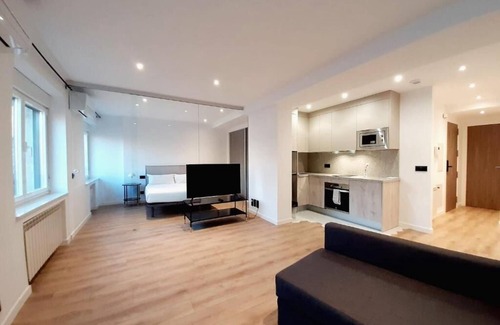 Centro Apartment | Beautiful Apartment with views of La Clerecía