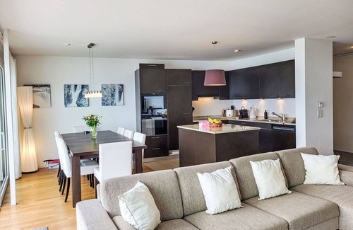 Magadino Apartment | Beautiful apartment for 5 guests with pool, WIFI, TV, terrace and parking