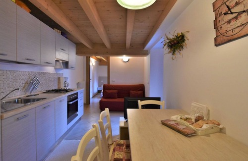 Pedesina Apartment | Beautiful apartment for 5 people with WIFI, TV, terrace, pets allowed and parking