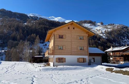Evolene Apartment | Beautiful apartment for 4 guests with WIFI, TV, terrace, panoramic view and parking