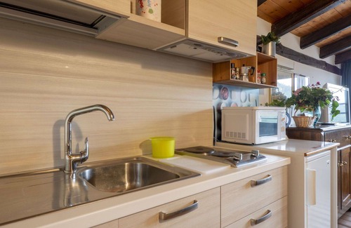 Vito d'Asio Apartment | Beautiful apartment for 2 people with WIFI, A/C, pool, TV, patio, pets allowed and parking