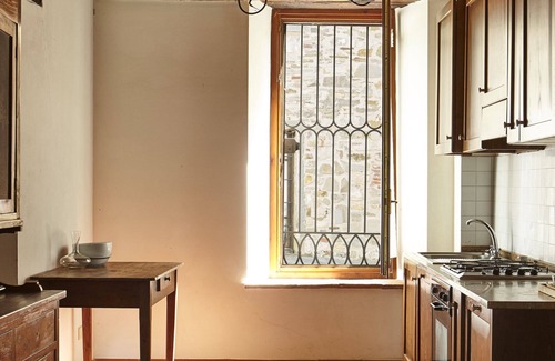 Capolona Apartment | Beautiful apartment for 4 guests with pool, WIFI, TV, patio and pets allowed, close to Arezzo