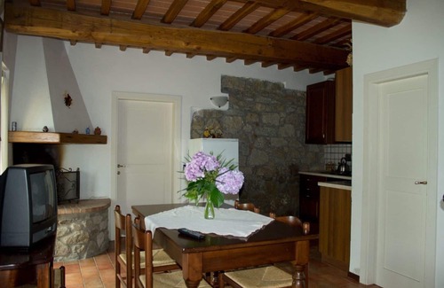 Pian di Sco Apartment | Beautiful apartment for 5 guests with pool, WIFI, TV and parking