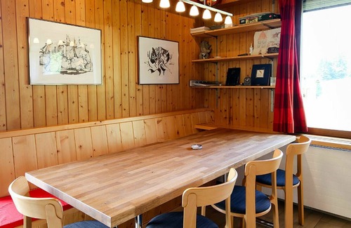 Pany Apartment | Beautiful apartment for 7 guests with WIFI, pool, TV, balcony, pets allowed and parking