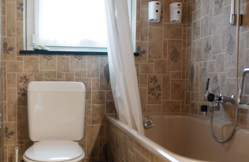 Amden Apartment | Beautiful apartment for 8 guests with WIFI, A/C, TV, balcony, pets allowed and parking