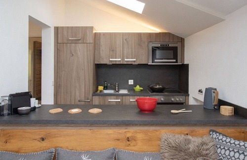 Falera Apartment | Beautiful apartment for 4 guests with pool, WIFI, TV, balcony, pets allowed and panoramic view