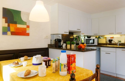 Sonvico Apartment | Beautiful apartment for 5 people with pool, WIFI, patio, pets allowed, panoramic view and parking