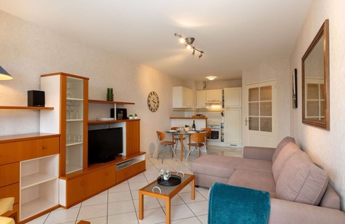Saint-Igneuc Apartment | Beautiful apartment for 4 guests with WIFI, TV, patio, pets allowed and parking