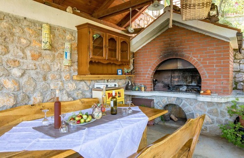Donji Kraj Apartment | Beautiful apartment for 4 guests with WIFI, A/C, TV, terrace and parking