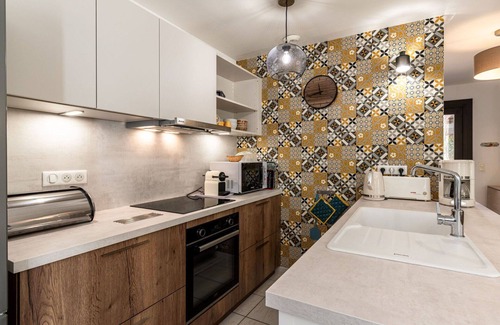 Lozari Apartment | Beautiful apartment for 6 people with pool, A/C, WIFI, TV, patio and parking