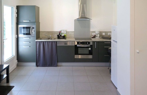 Messanges Apartment | Beautiful apartment for 6 guests with pool, WIFI, TV, terrace, pets allowed and parking