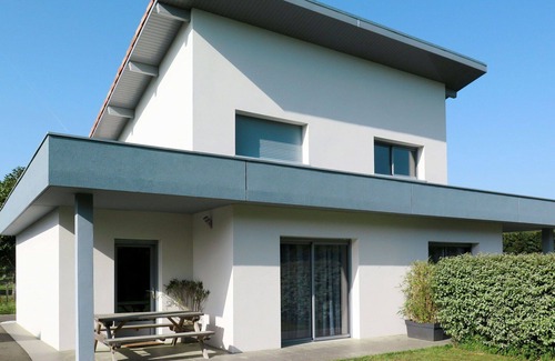 Messanges Apartment | Beautiful apartment for 6 guests with pool, WIFI, TV, terrace, pets allowed and parking