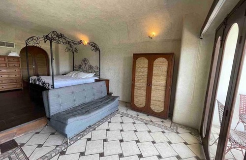 Granjas del Marques Apartment | Beautiful apartment fully restored after OTIS in Acapulco Diamante