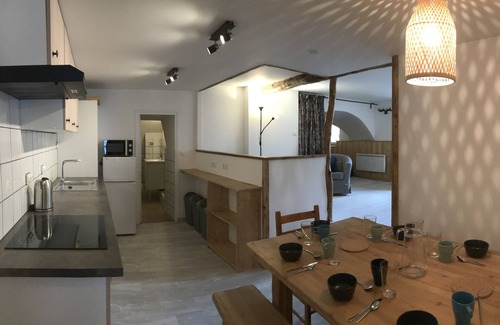 Vallouise-Pelvoux Apartment | Beautiful apartment, garden side in the heart of Vallouise