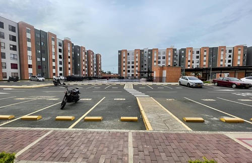 Jamundi Apartment | Beautiful apartment in jamundi with swimming pool, elevator and parking lot