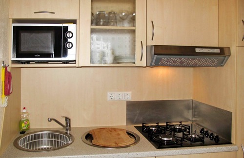Bad Emstal House | Beautiful apartment in villa for 4 guests with pool, WIFI, TV, terrace and pets allowed