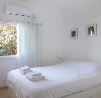 Yifat Apartment | Beautiful Apartment in Kibbutz Yifat