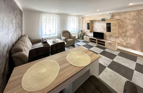 Muritz Apartment | Beautiful apartment in Klink with WiFi