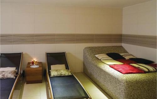 Lasko Apartment | Beautiful Apartment In Lasko With Wifi