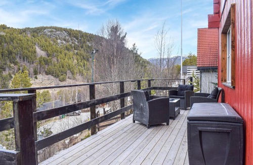 Lom Apartment | Beautiful apartment in Bøverdalen with WiFi