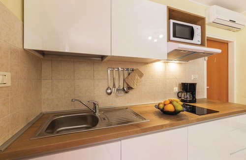 Vinkuran Apartment | Beautiful apartment in Pula with WiFi