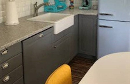 Louviers House | Beautiful Apartment in farmhouse in historic town btwn Littleton/Castle Rock