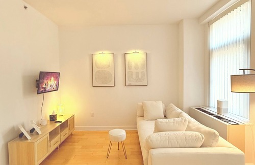 Fort George Apartment | Beautiful Apartment in Upper Manhattan